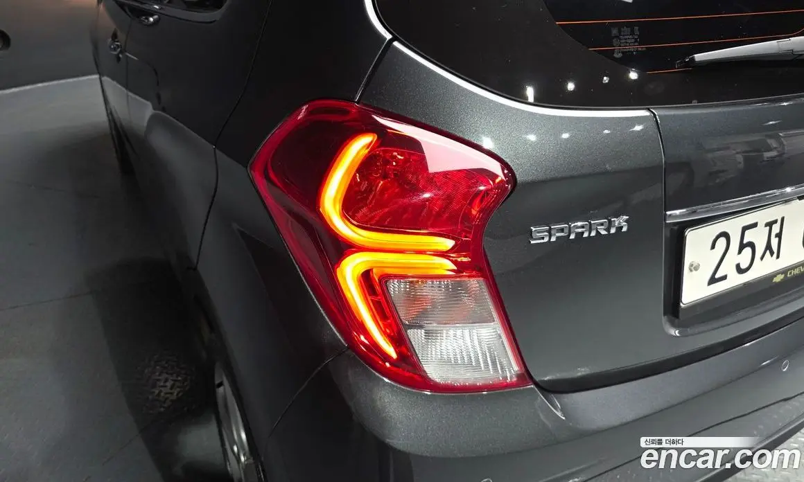 Chevrolet Spark 2016 1.0 автомат (гидро), фото 9 Chevrolet Spark 2016 1.0 автомат (гидро), фото 9