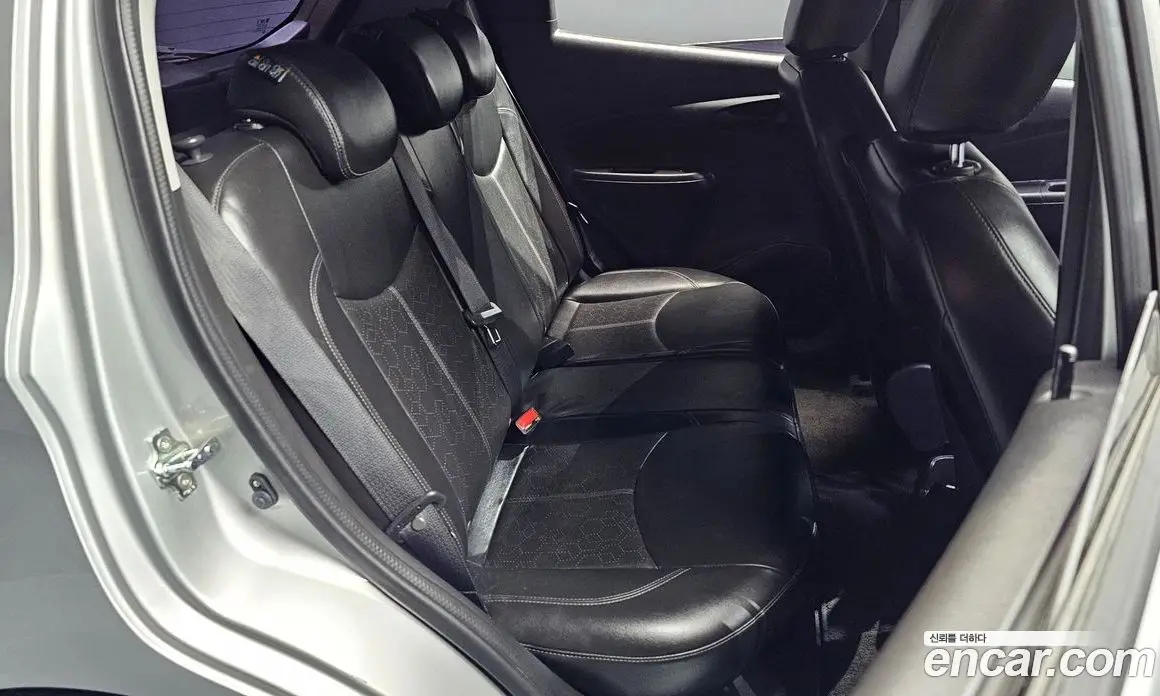 Chevrolet Spark 2016 1.0 автомат (гидро), фото 11