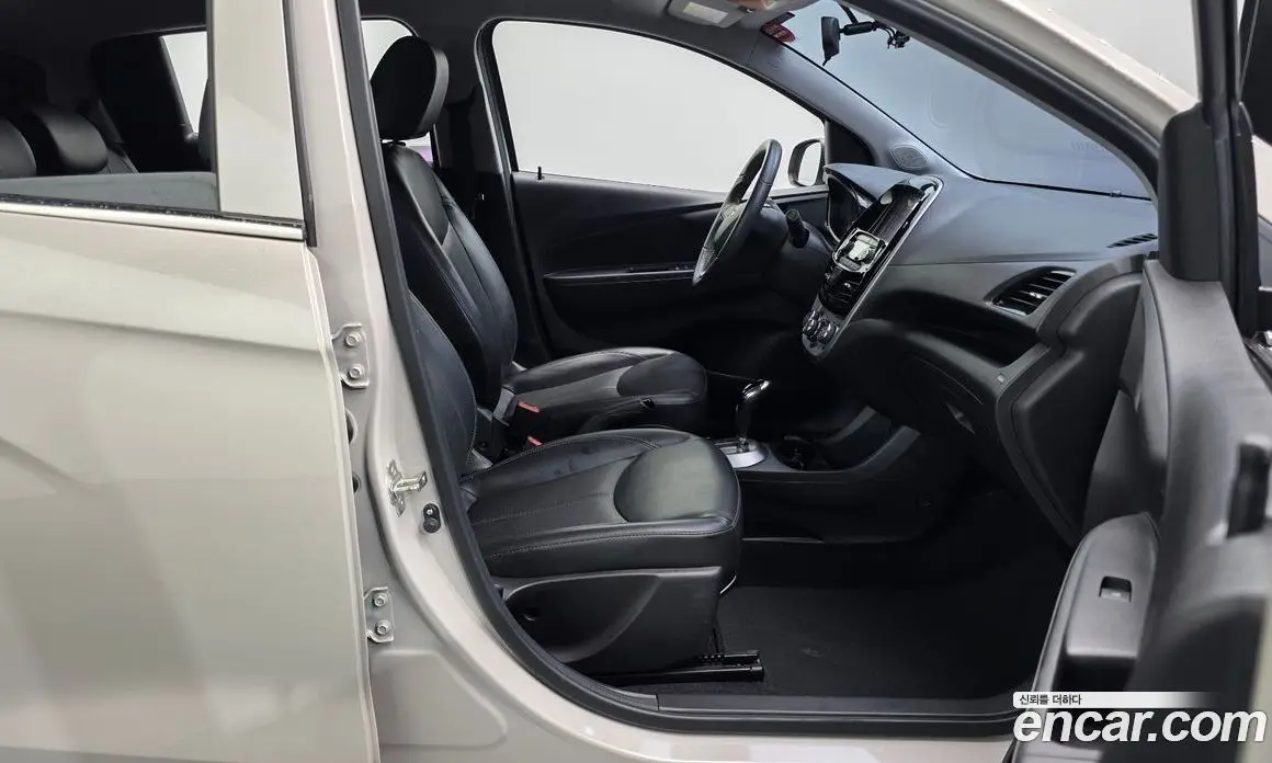 Chevrolet Spark 2018 1.0 автомат (гидро), фото 11 Chevrolet Spark 2018 1.0 автомат (гидро), фото 11