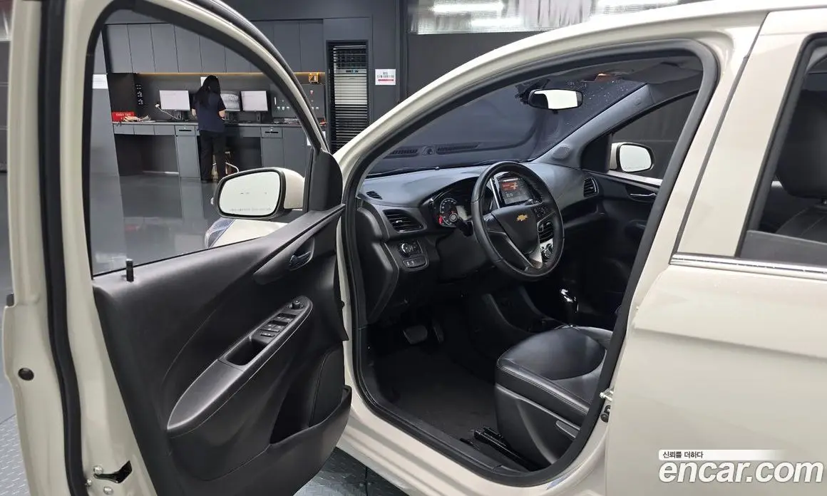 Chevrolet Spark 2018 1.0 автомат (гидро), фото 10 Chevrolet Spark 2018 1.0 автомат (гидро), фото 10