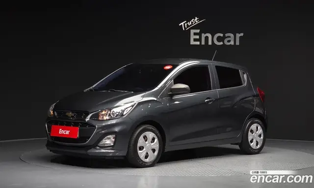 Chevrolet Spark 2018 1.0 автомат (гидро), миниатюра 1