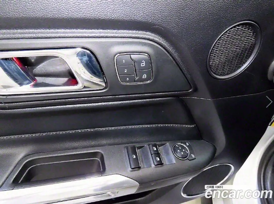 Ford Mustang 2017 5.0 автомат (гидро), фото 16 Ford Mustang 2017 5.0 автомат (гидро), фото 16