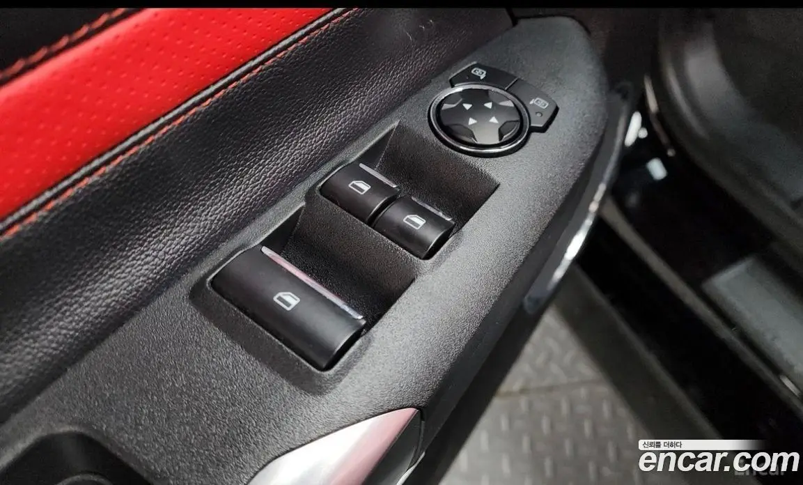 Ford Mustang 2019 2.3 автомат (гидро), фото 14 Ford Mustang 2019 2.3 автомат (гидро), фото 14