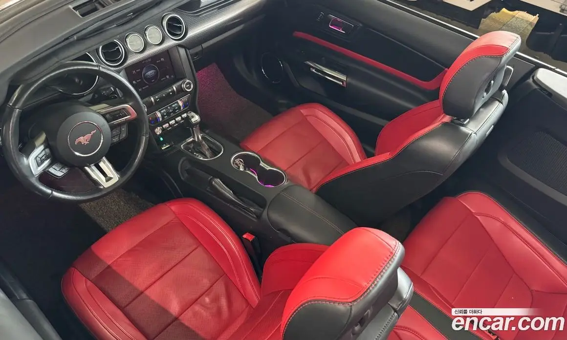 Ford Mustang 2019 2.3 автомат (гидро), фото 20 Ford Mustang 2019 2.3 автомат (гидро), фото 20