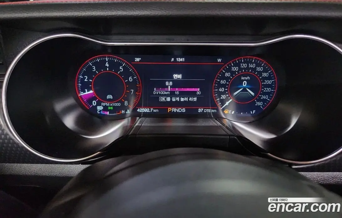Ford Mustang 2019 2.3 автомат (гидро), фото 5 Ford Mustang 2019 2.3 автомат (гидро), фото 5