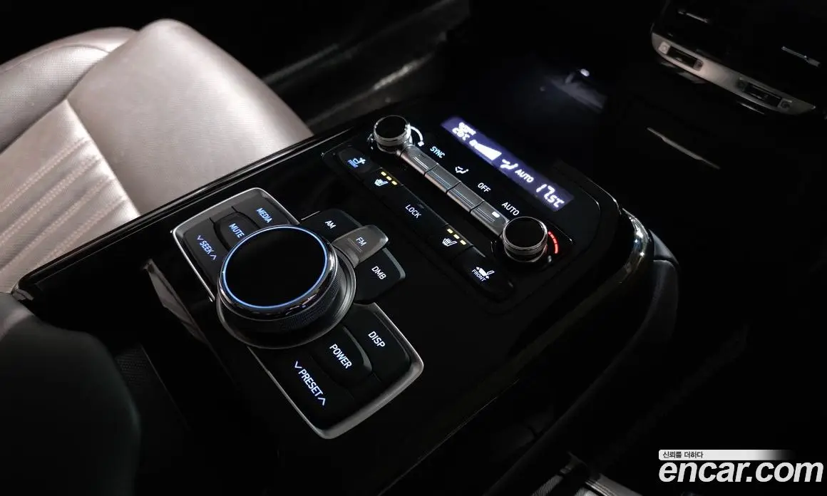 Genesis EQ900 2016 3.8 автомат (гидро), фото 19 Genesis EQ900 2016 3.8 автомат (гидро), фото 19