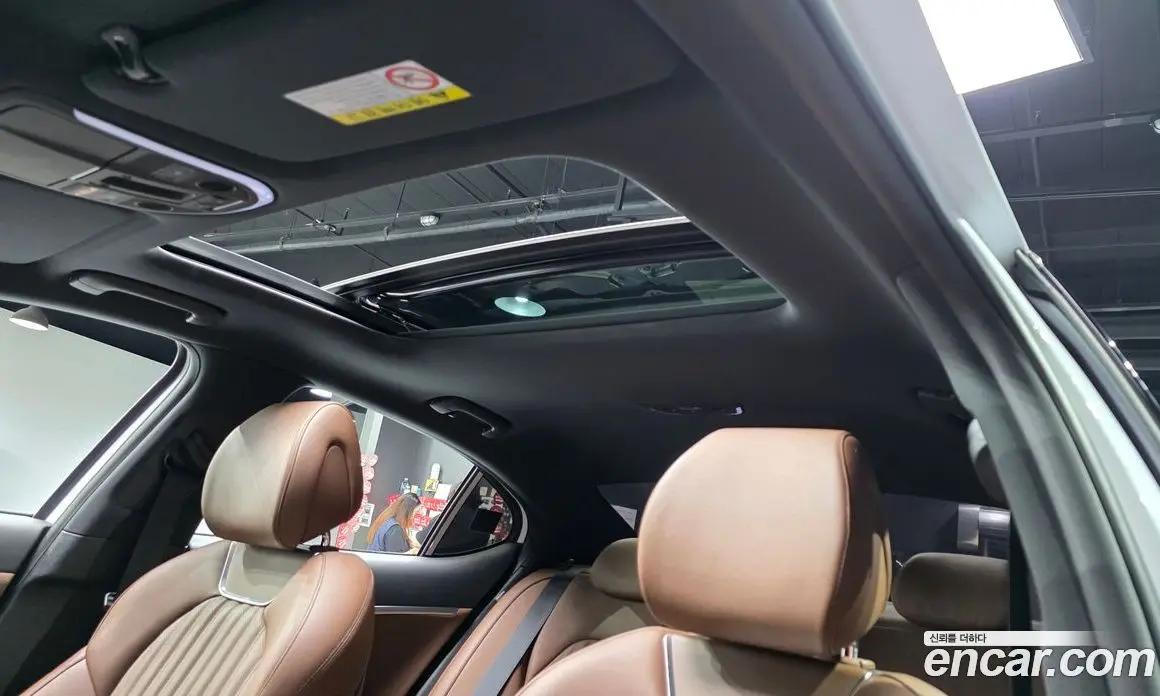 Genesis G70 2018 2.0 автомат (гидро), фото 23 Genesis G70 2018 2.0 автомат (гидро), фото 23