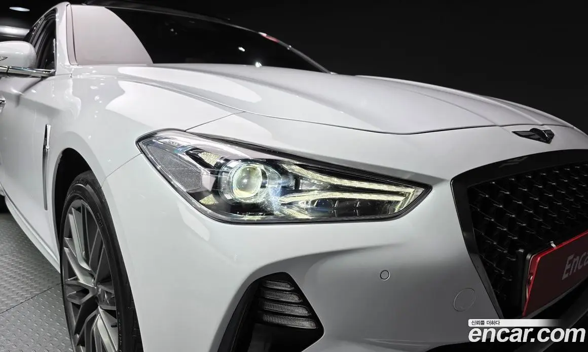 Genesis G70 2018 2.0 автомат (гидро), фото 8 Genesis G70 2018 2.0 автомат (гидро), фото 8