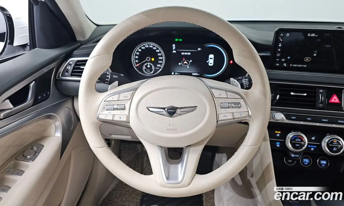 Genesis G70 2023 2.0 автомат (гидро), фото 13 Genesis G70 2023 2.0 автомат (гидро), фото 13