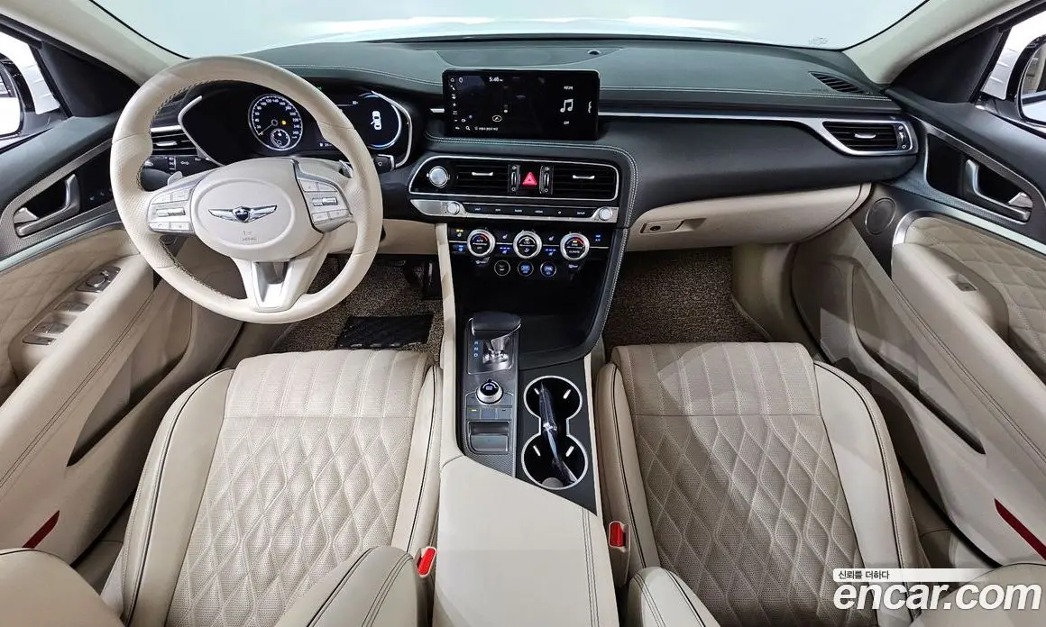 Genesis G70 2023 2.0 автомат (гидро), фото 7 Genesis G70 2023 2.0 автомат (гидро), фото 7