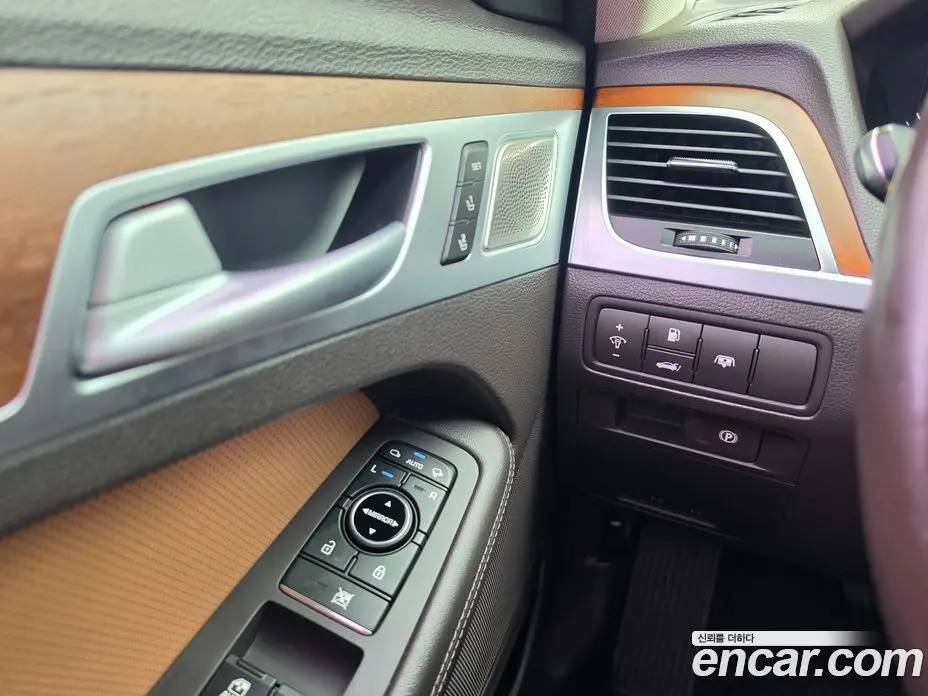 Genesis G80 2017 3.3 автомат (гидро), фото 15 Genesis G80 2017 3.3 автомат (гидро), фото 15