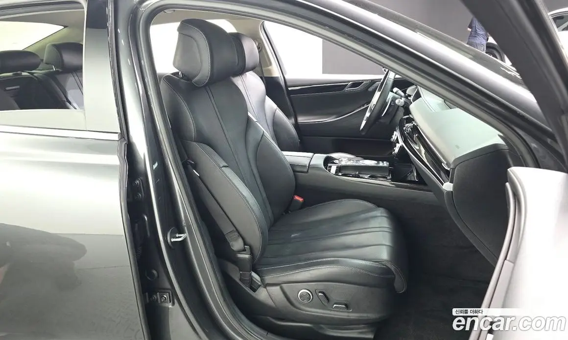Genesis G80 2020 2.5 автомат (гидро), фото 16 Genesis G80 2020 2.5 автомат (гидро), фото 16