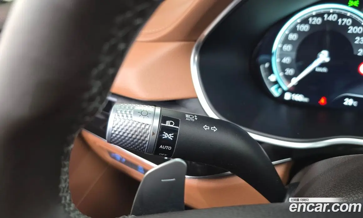 Genesis G80 2023 2.5 автомат (гидро), фото 30 Genesis G80 2023 2.5 автомат (гидро), фото 30
