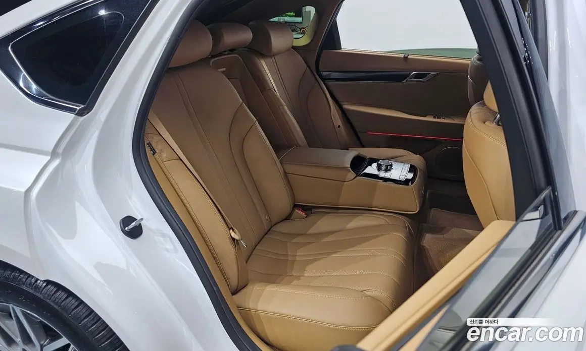 Genesis G80 2024 2.5 автомат (гидро), фото 17 Genesis G80 2024 2.5 автомат (гидро), фото 17