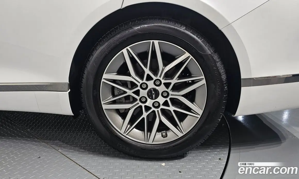 Genesis G80 2024 2.5 автомат (гидро), фото 7 Genesis G80 2024 2.5 автомат (гидро), фото 7
