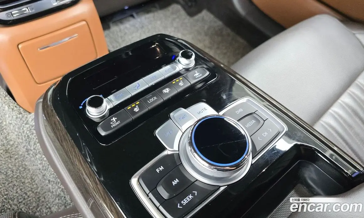 Genesis G90 2019 3.3 автомат (гидро), фото 25 Genesis G90 2019 3.3 автомат (гидро), фото 25
