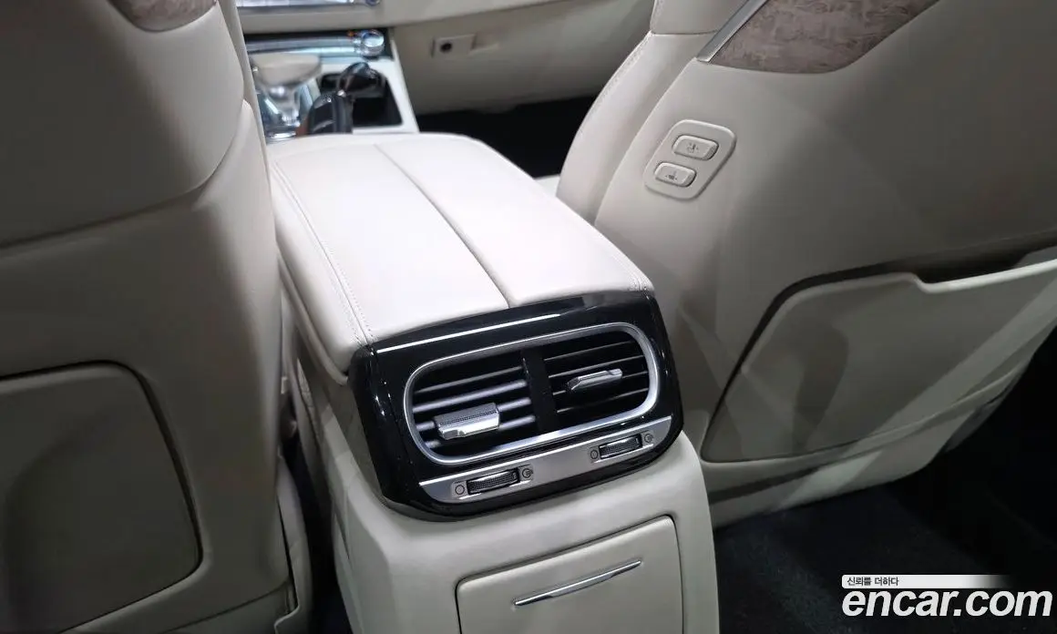 Genesis G90 2020 5.0 автомат (гидро), фото 32 Genesis G90 2020 5.0 автомат (гидро), фото 32