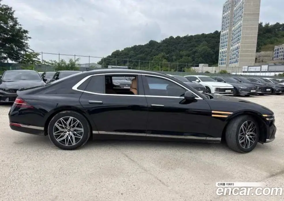Genesis G90 2023 3.5 автомат (гидро), фото 12 Genesis G90 2023 3.5 автомат (гидро), фото 12