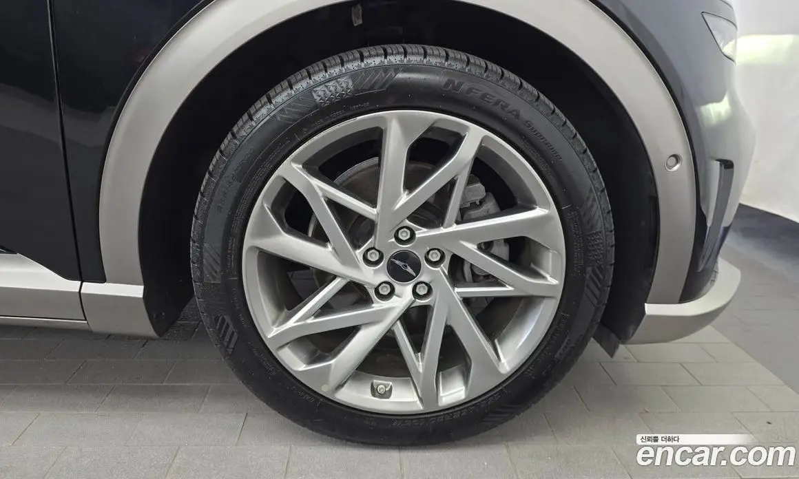 Genesis GV60 2022 0.1 автомат (гидро), фото 7 Genesis GV60 2022 0.1 автомат (гидро), фото 7