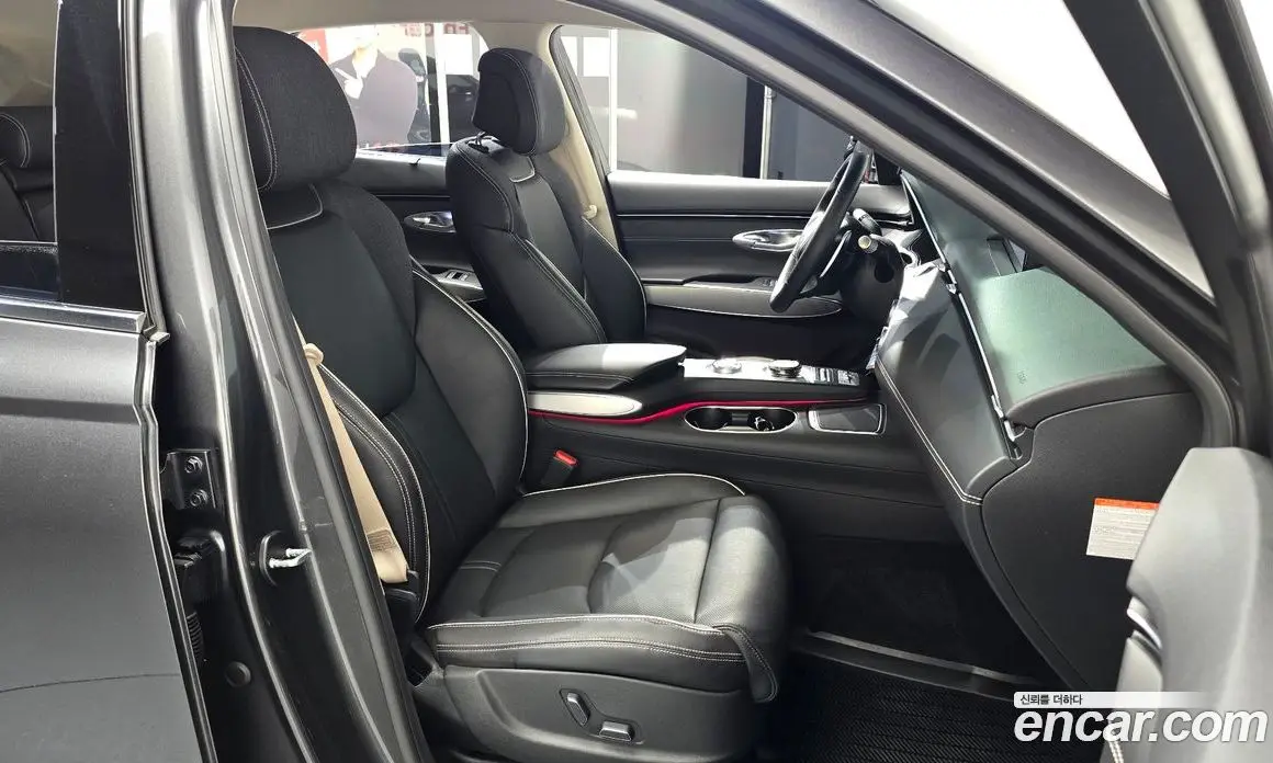 Genesis GV70 2022 0.1 автомат (гидро), фото 16 Genesis GV70 2022 0.1 автомат (гидро), фото 16