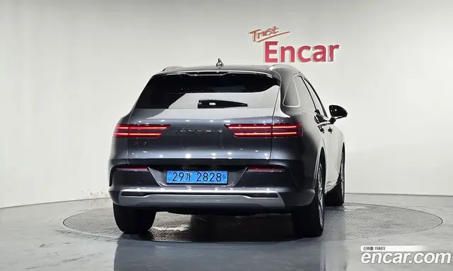 Genesis GV70 2022 0.1 автомат (гидро), миниатюра 4 Genesis GV70 2022 0.1 автомат (гидро), миниатюра 4