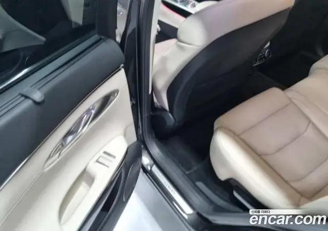 Genesis GV70 2023 2.5 автомат (гидро), миниатюра 11 Genesis GV70 2023 2.5 автомат (гидро), миниатюра 11