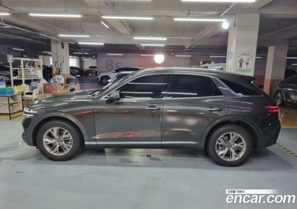Genesis GV70 2023 2.5 автомат (гидро), фото 5 Genesis GV70 2023 2.5 автомат (гидро), фото 5