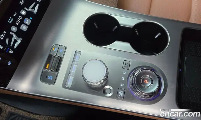 Genesis GV70 2025 2.5 автомат (гидро), миниатюра 11 Genesis GV70 2025 2.5 автомат (гидро), миниатюра 11