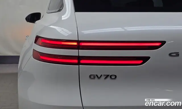 Genesis GV70 2025 2.5 автомат (гидро), миниатюра 8 Genesis GV70 2025 2.5 автомат (гидро), миниатюра 8