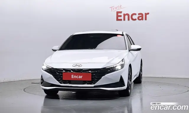 Hyundai Avante 2022 1.6 автомат (гидро), миниатюра 3