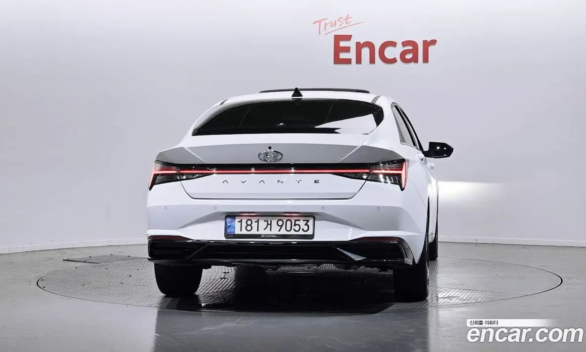 Hyundai Avante 2022 1.6 автомат (гидро), фото 4