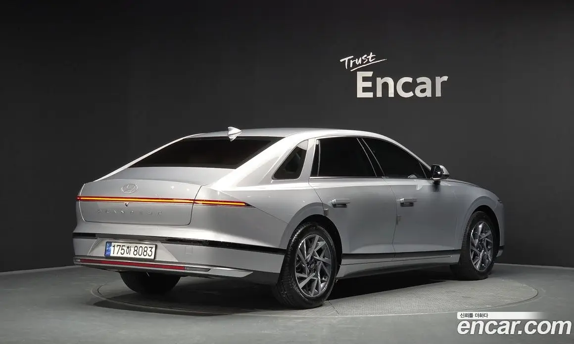 Hyundai Grandeur 2023 2.5 автомат (гидро), фото 2 Hyundai Grandeur 2023 2.5 автомат (гидро), фото 2