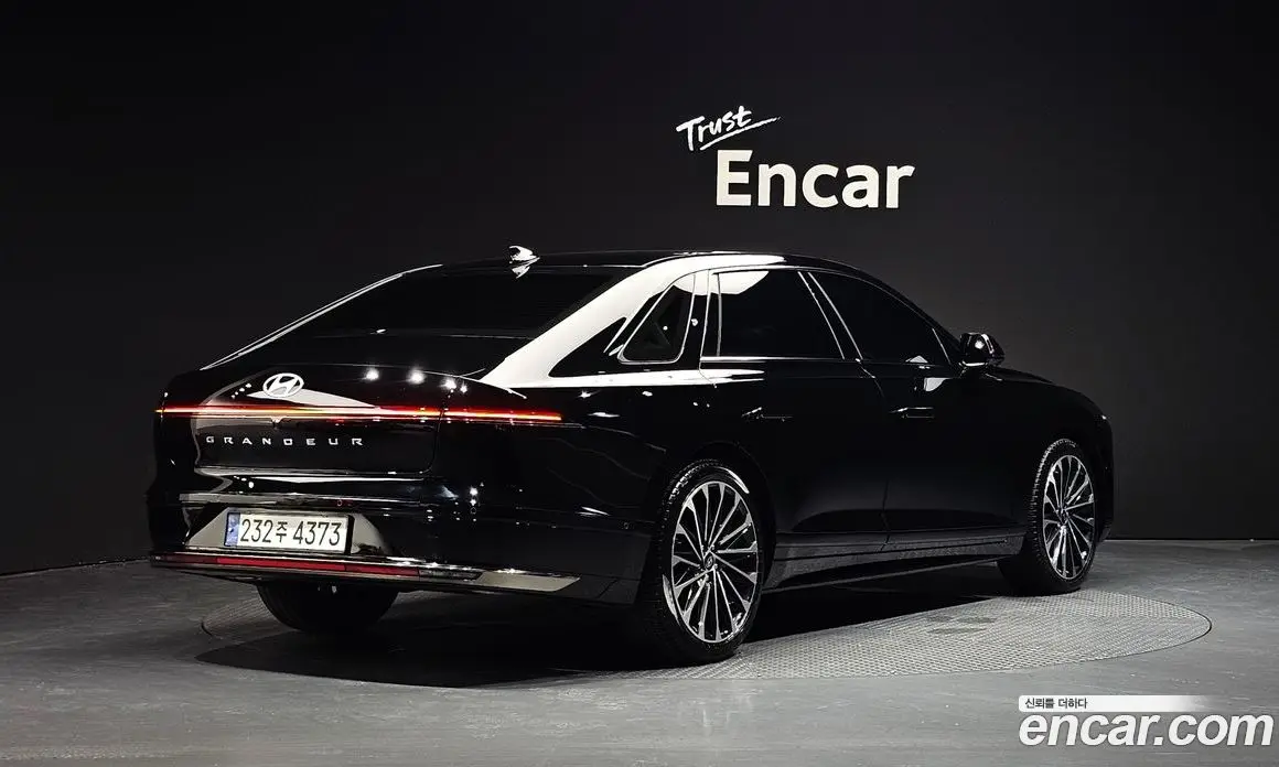 Hyundai Grandeur 2023 1.6 автомат (гидро), фото 1 Hyundai Grandeur 2023 1.6 автомат (гидро), фото 1