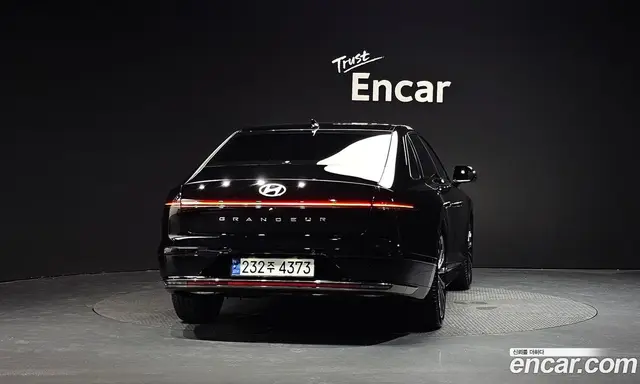 Hyundai Grandeur 2023 1.6 автомат (гидро), миниатюра 3 Hyundai Grandeur 2023 1.6 автомат (гидро), миниатюра 3