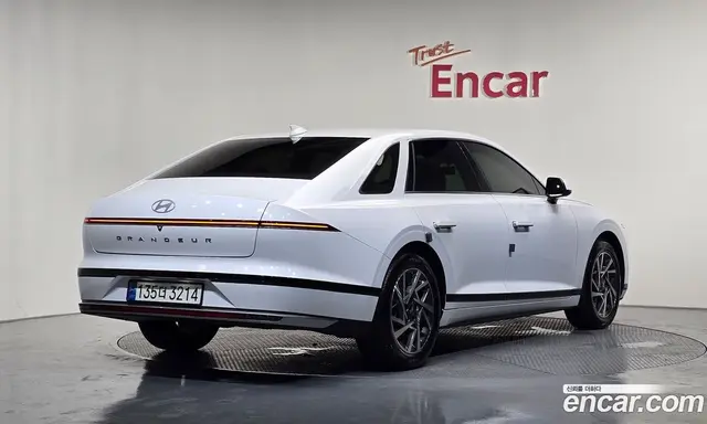 Hyundai Grandeur 2023 1.6 автомат (гидро), миниатюра 1 Hyundai Grandeur 2023 1.6 автомат (гидро), миниатюра 1