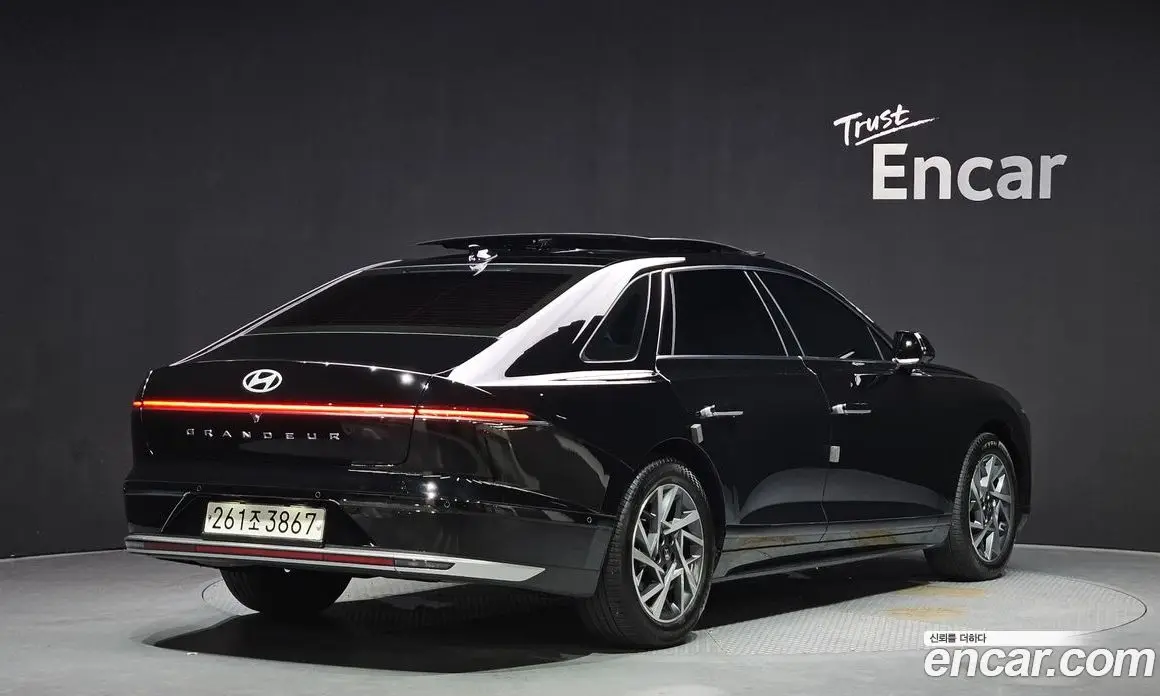 Hyundai Grandeur 2025 1.6 автомат (гидро), фото 1 Hyundai Grandeur 2025 1.6 автомат (гидро), фото 1