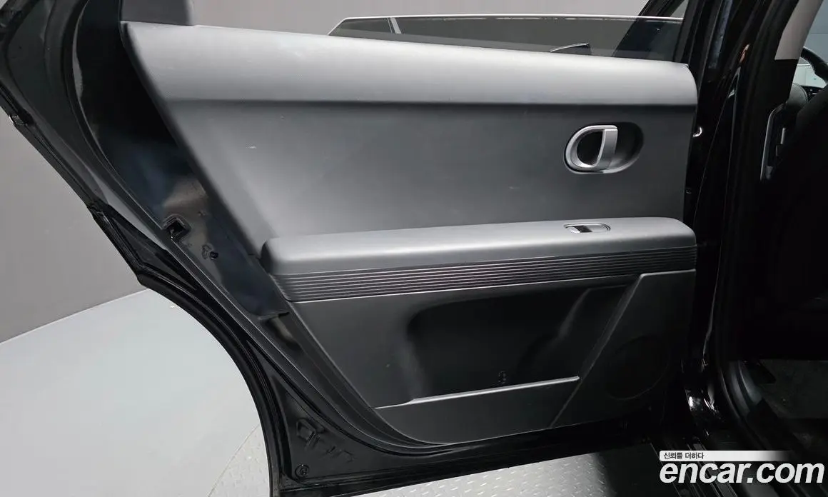 Hyundai Ioniq 5 2023 0.1 автомат (гидро), фото 15 Hyundai Ioniq 5 2023 0.1 автомат (гидро), фото 15