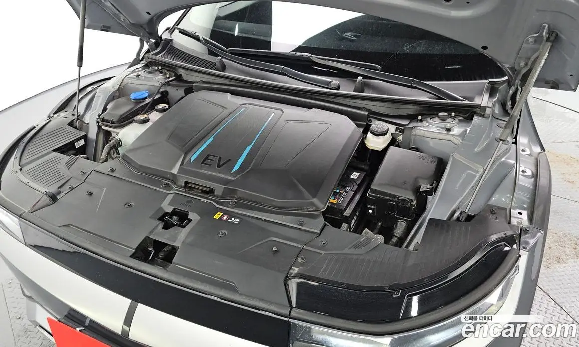 Hyundai Ioniq 5 2024 0.1 автомат (гидро), фото 6
