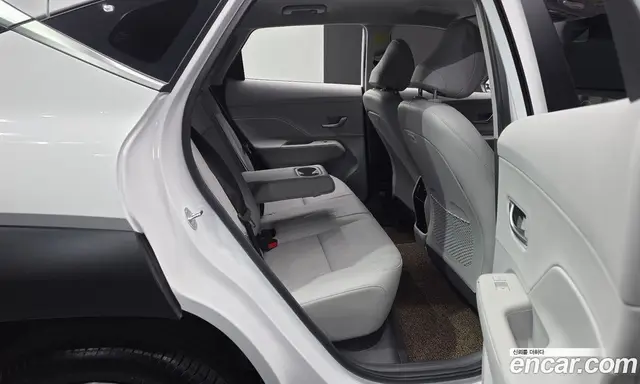 Hyundai Kona 2024 1.6 автомат (гидро), миниатюра 12