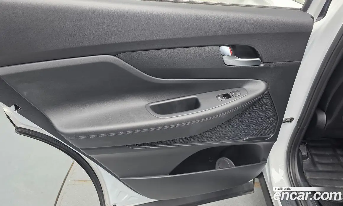 Hyundai Santa Fe 2023 2.5 автомат (гидро), фото 14 Hyundai Santa Fe 2023 2.5 автомат (гидро), фото 14