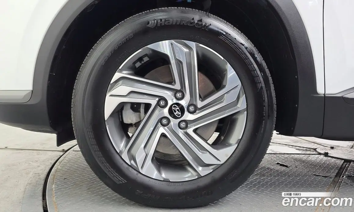 Hyundai Santa Fe 2023 2.5 автомат (гидро), фото 4 Hyundai Santa Fe 2023 2.5 автомат (гидро), фото 4