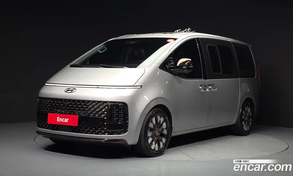Hyundai Staria 2021 3.5 автомат (гидро), фото 1 Hyundai Staria 2021 3.5 автомат (гидро), фото 1