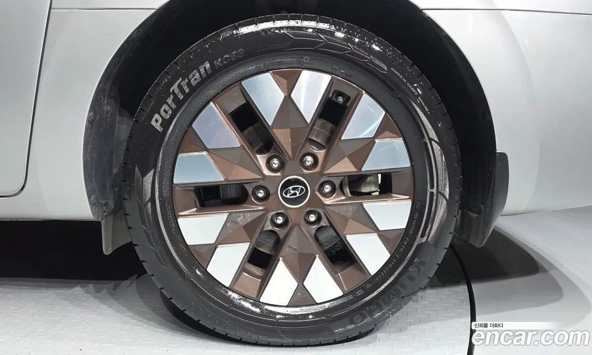 Hyundai Staria 2021 3.5 автомат (гидро), фото 5 Hyundai Staria 2021 3.5 автомат (гидро), фото 5