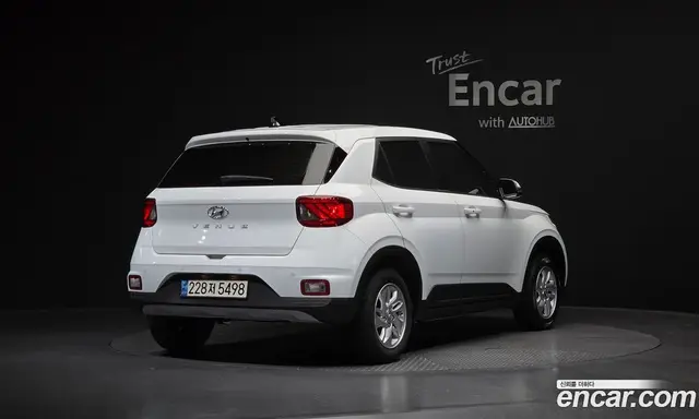 Hyundai Venue 2023 1.6 автомат (гидро), миниатюра 2 Hyundai Venue 2023 1.6 автомат (гидро), миниатюра 2