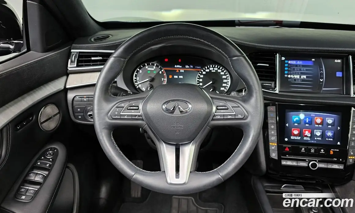 Infiniti QX50 2019 2.0 автомат (гидро), фото 13 Infiniti QX50 2019 2.0 автомат (гидро), фото 13