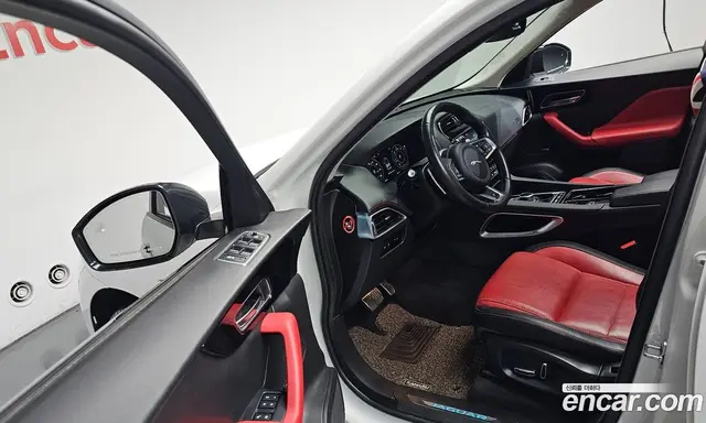 Jaguar F-Pace 2019 2.0 автомат (гидро), миниатюра 12