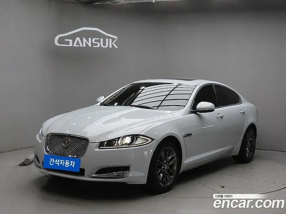 Jaguar XF 2015 3.0 автомат (гидро), фото 2 Jaguar XF 2015 3.0 автомат (гидро), фото 2