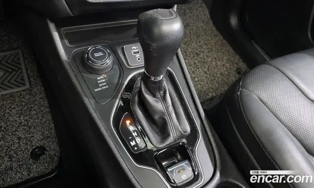 Jeep Cherokee 2021 2.4 автомат (гидро), миниатюра 12