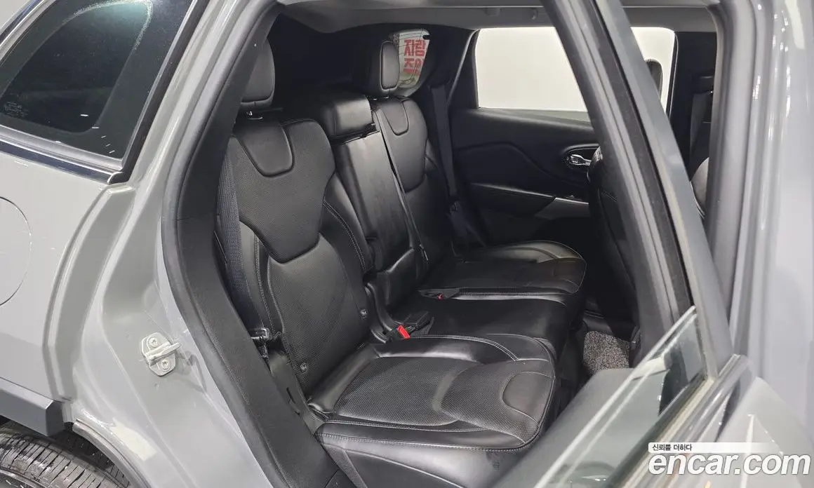 Jeep Cherokee 2021 2.4 автомат (гидро), фото 16 Jeep Cherokee 2021 2.4 автомат (гидро), фото 16