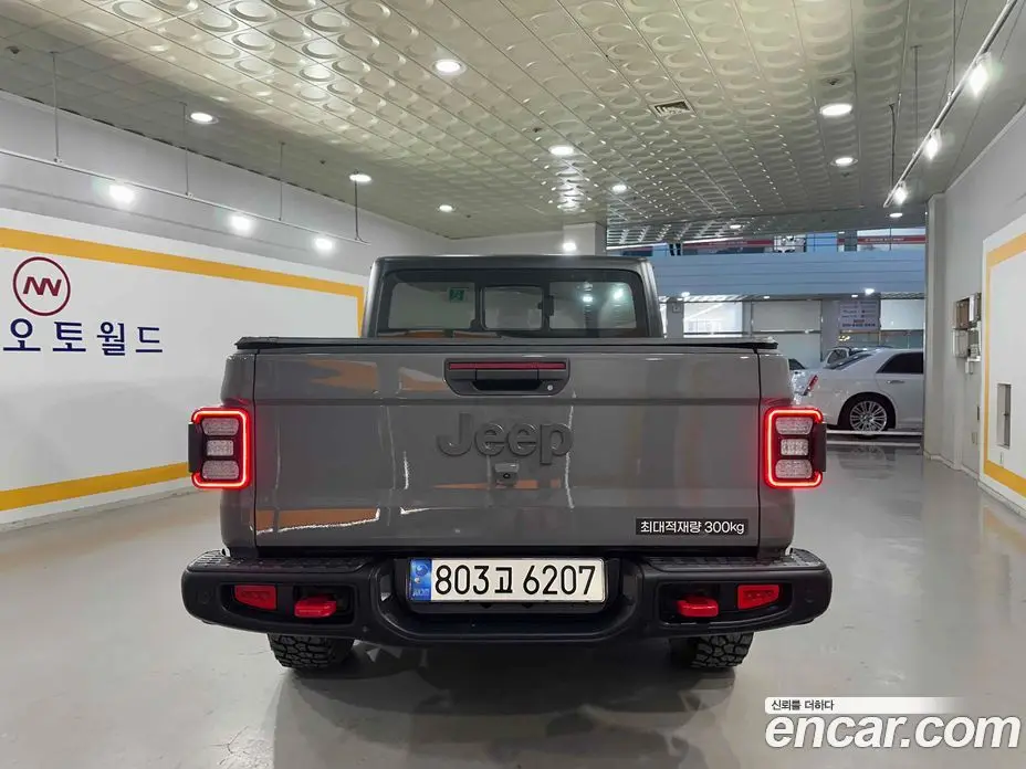 Jeep Gladiator 2021 3.6 автомат (гидро), фото 5 Jeep Gladiator 2021 3.6 автомат (гидро), фото 5